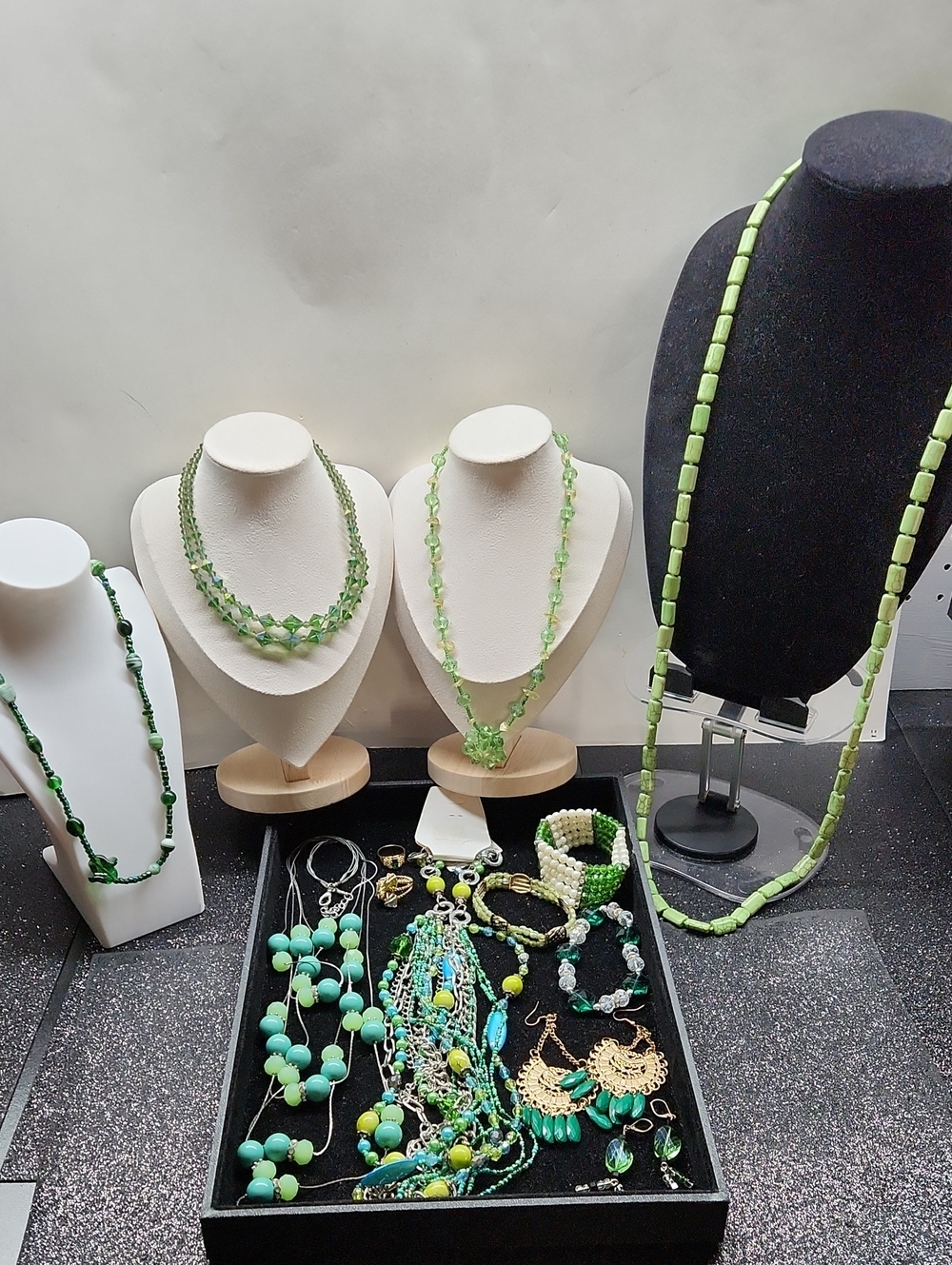 Green Themed Jewelry Bundle